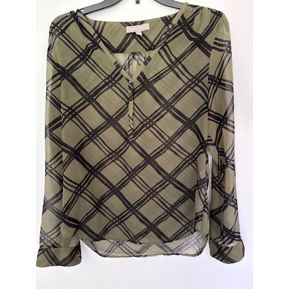 Banana Republic Blouse Womens Small Green Excellent Plaid Sheer Henley Chiffon